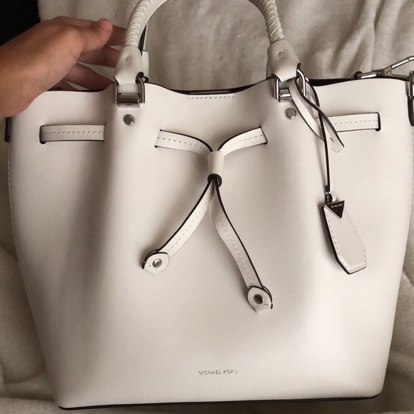 Micheal kors purse